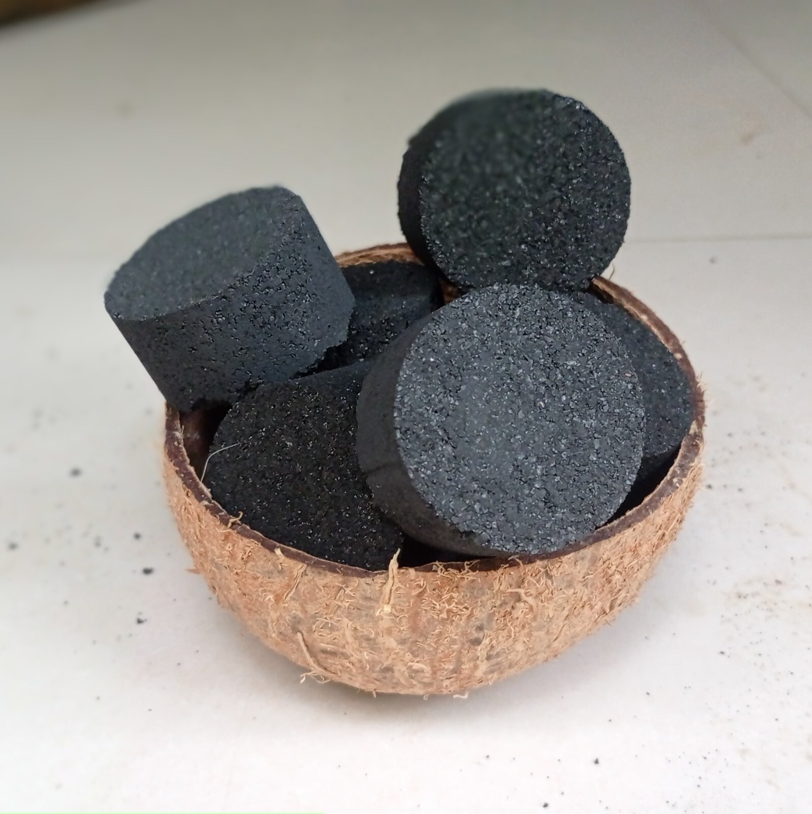 Coco Briquettes - Image 2